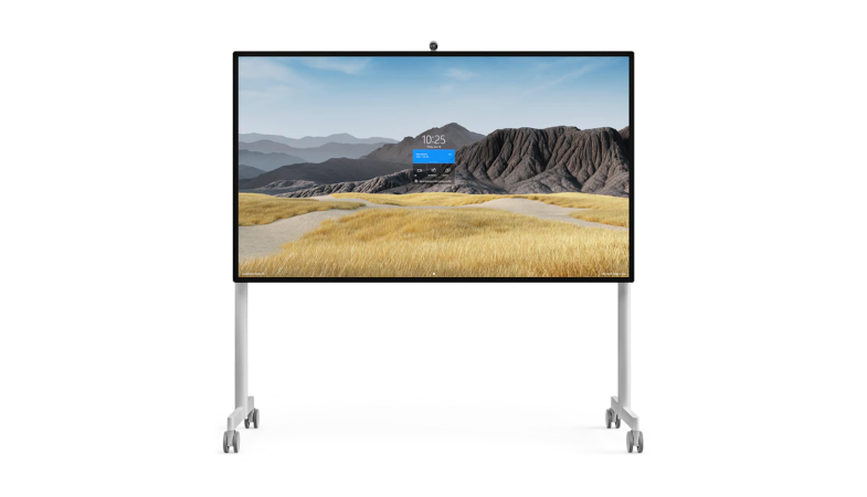 Eine Gesamtansicht des Surface Hub 2S 85 Zoll mit dem Steelcase Roam™ Mobile Stand