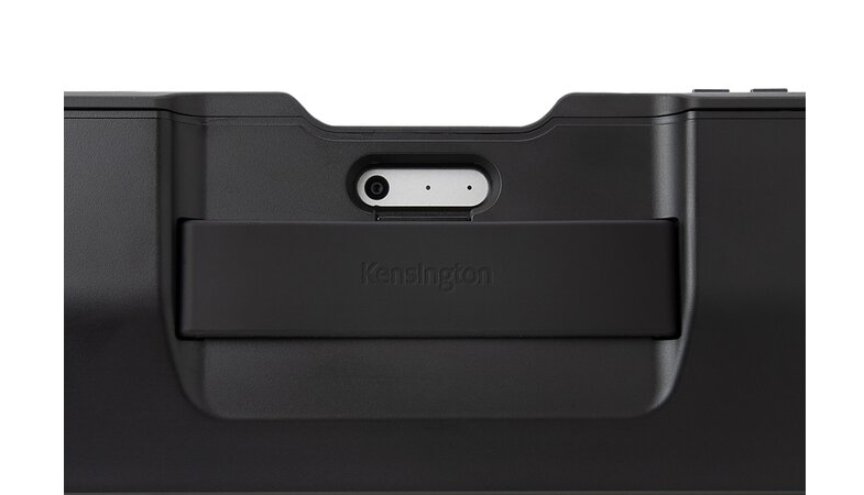 Eine Detailansicht des Kensington BlackBelt Surface Pro mit CAC Kartenlesegerät
