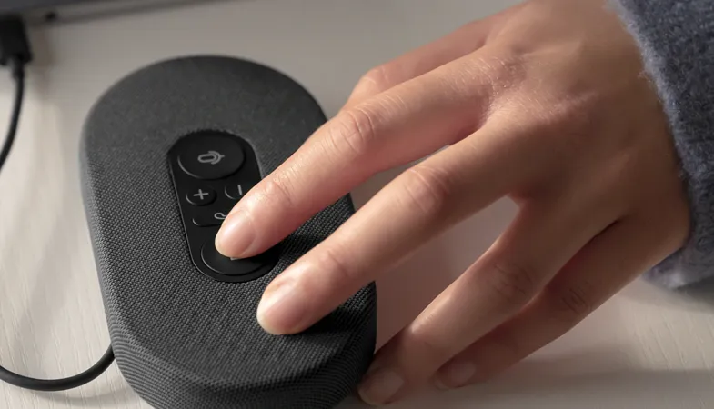 Microsoft Modern USB-C Speaker – Surface accessories
