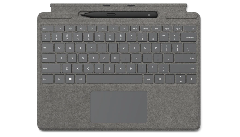 Une vue d'ensemble du clavier Surface Pro Signature avec Slim Pen 2 en platine