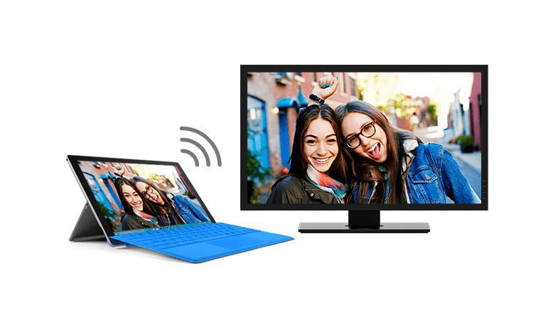 Der Microsoft Wireless Display Adapter verbindet ein Surface Pro drahtlos mit einem externen Monitor 