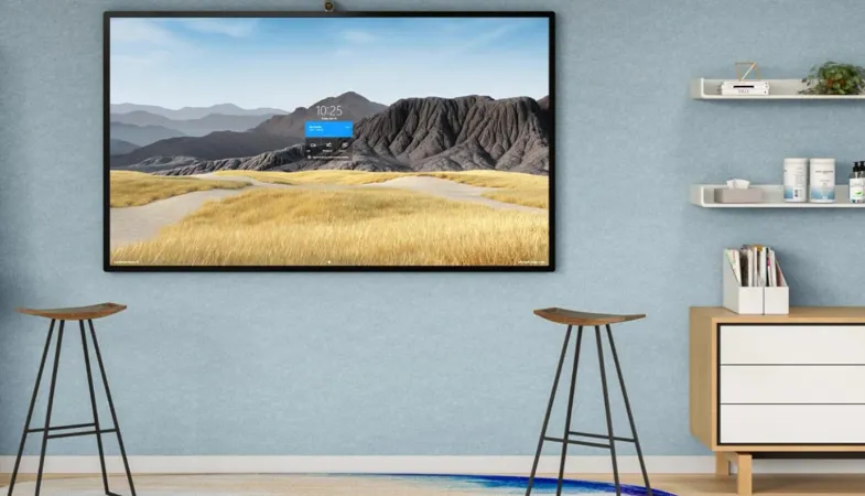 Steelcase Roam™ Wall Mount for Surface Hub 2S 85" in an office setting The Surface Hub 2S 85 is mounted on the wall of an office environment with the Steelcase Steelcase Roam™ Wall Mount