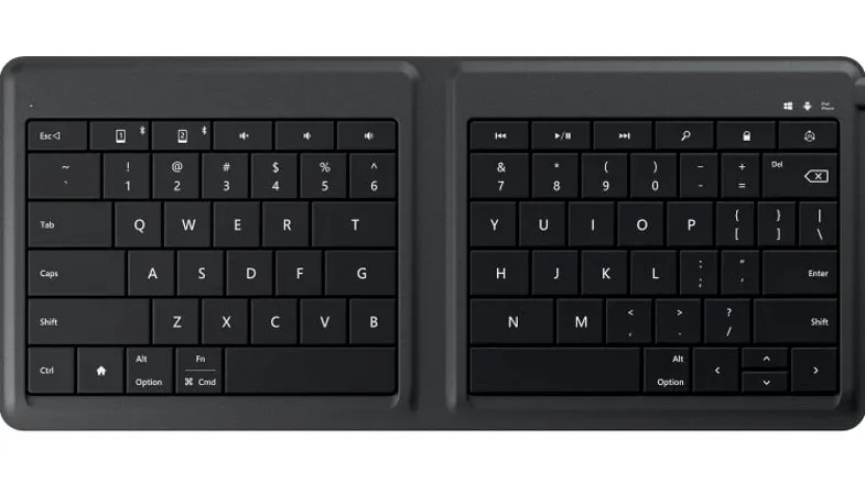 Das Microsoft Universal Foldable Keyboard aus der Vogelperspektive